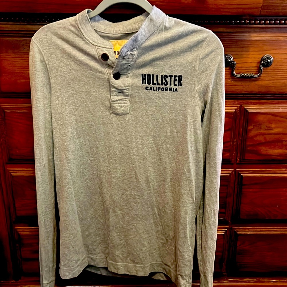 Medium Grey Hollister Henley
